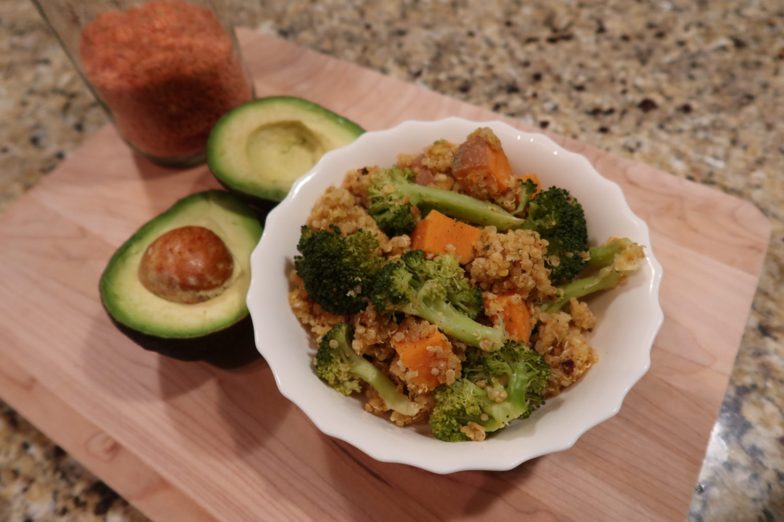 Vegan Rice Cooker Recipe - 20 Min. Quinoa & Lentil Grain Bowl