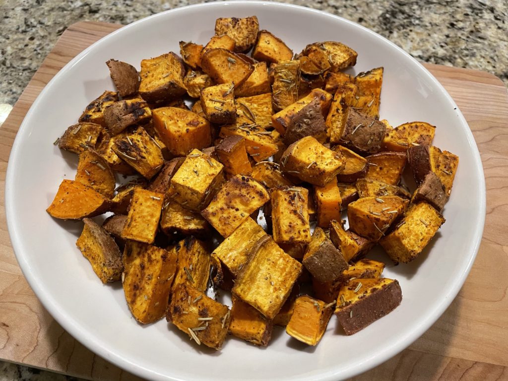 rosemary garlic sweet potatoes