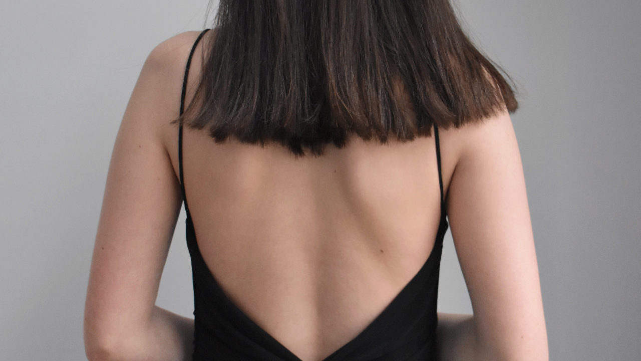 back-acne-before-period-demystified-no-it-s-not-just-you